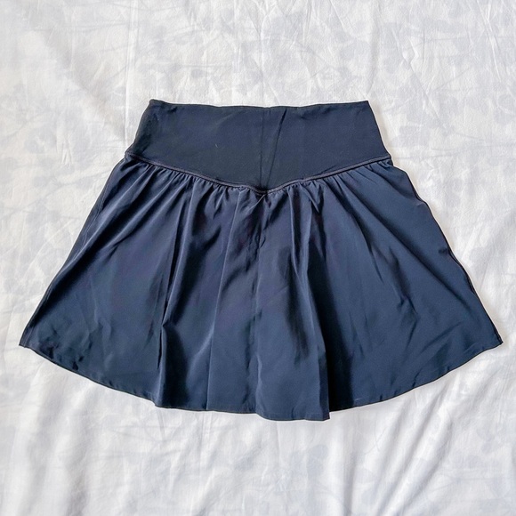 Aerie Skort (Size: M) - Picture 2 of 12